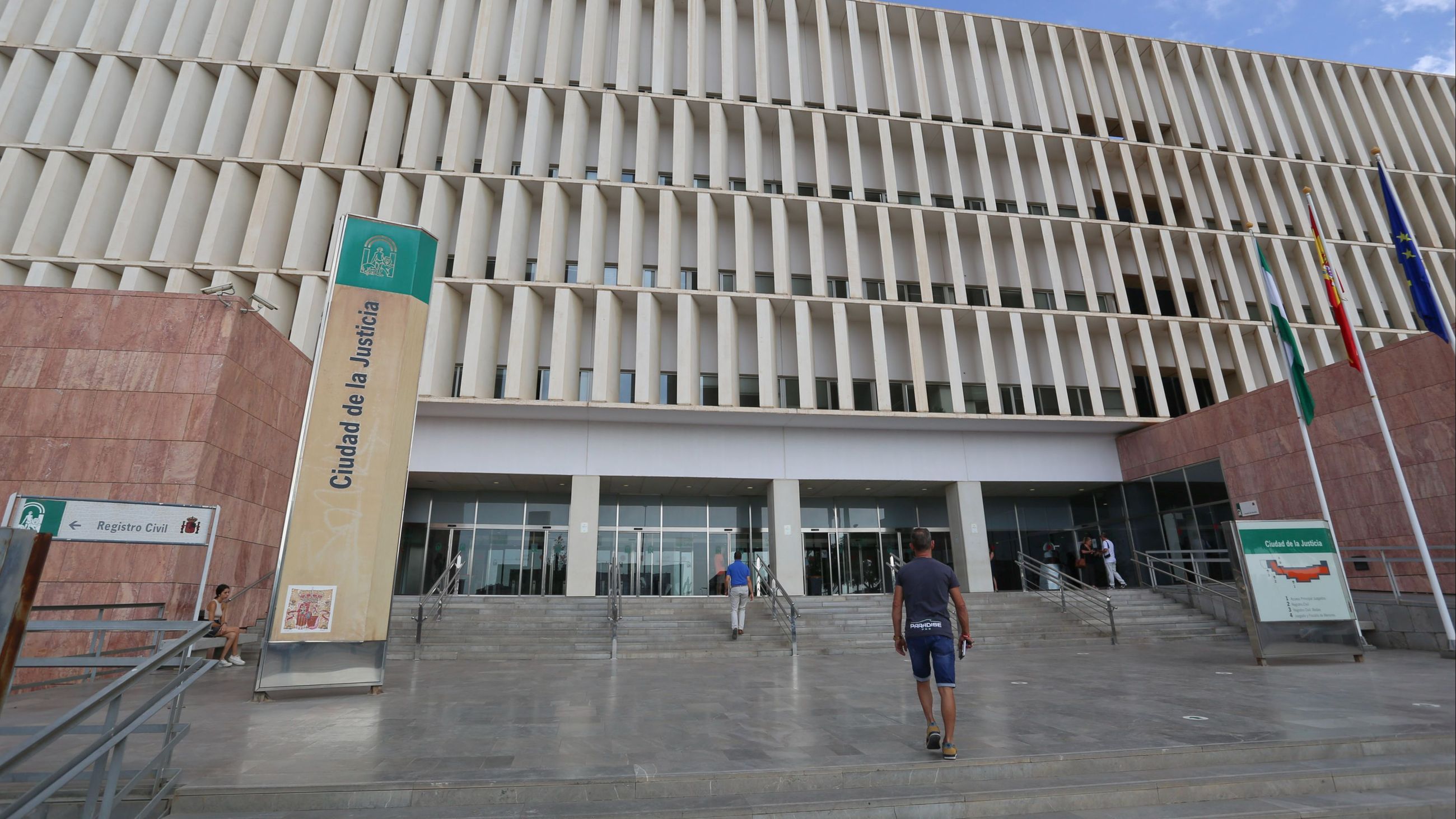 Un monitor se enfrenta a dos años de cárcel por agredir sexualmente a una menor en Málaga