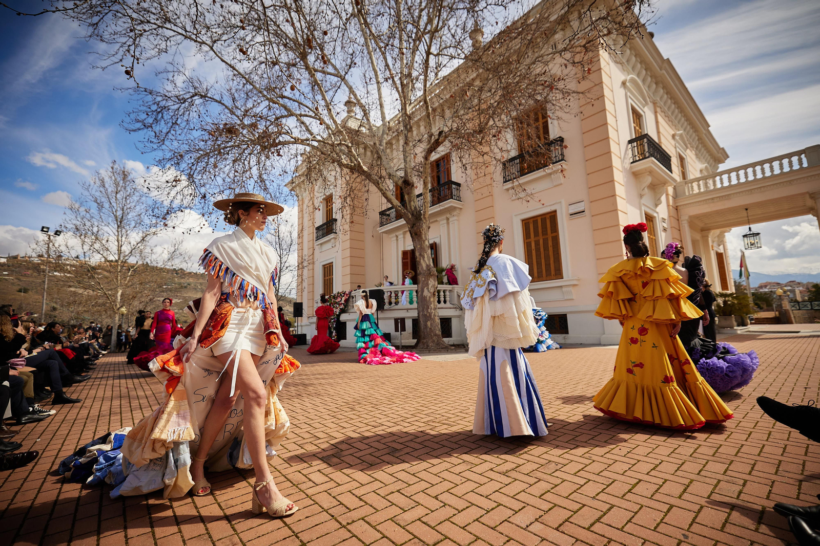 El certamen de jóvenes diseñadores de la Pasarela Granada Flamenca, en imágenes