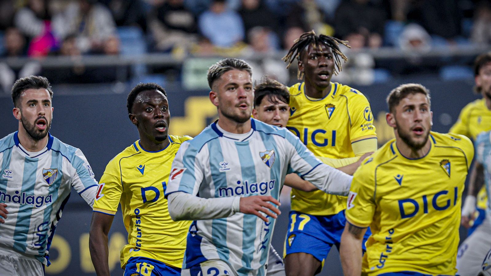 Las imágenes del partido de la Liga Hypermotion entre el Cádiz CF y el ...