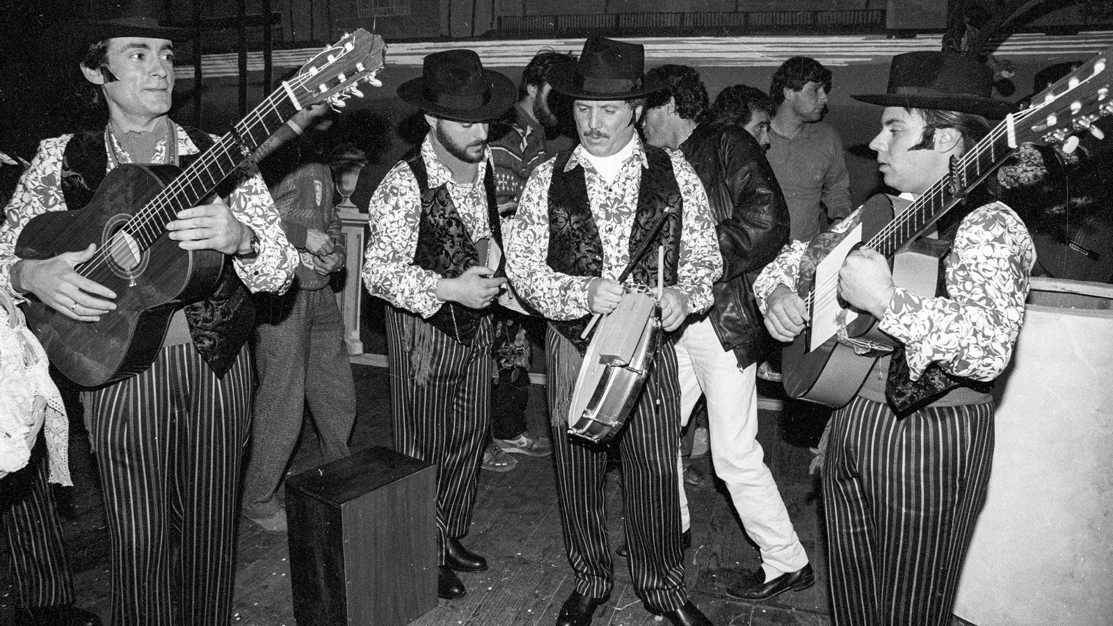 José Antonio Iglesias 'Gallego', Paco Delfort, Pepe el Caja y Pacoli en 'Encajebolillos'.