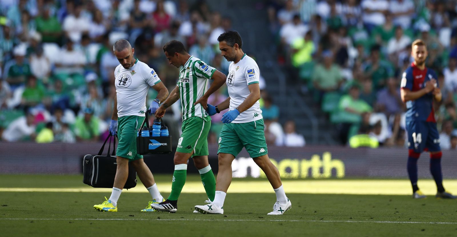 Las imágenes del Betis-Huesca