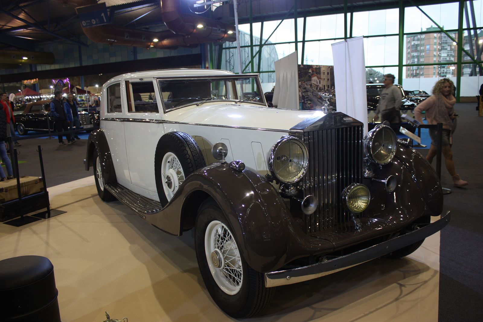 Un Rolls Royce en el Salón Retro Málaga 2020.