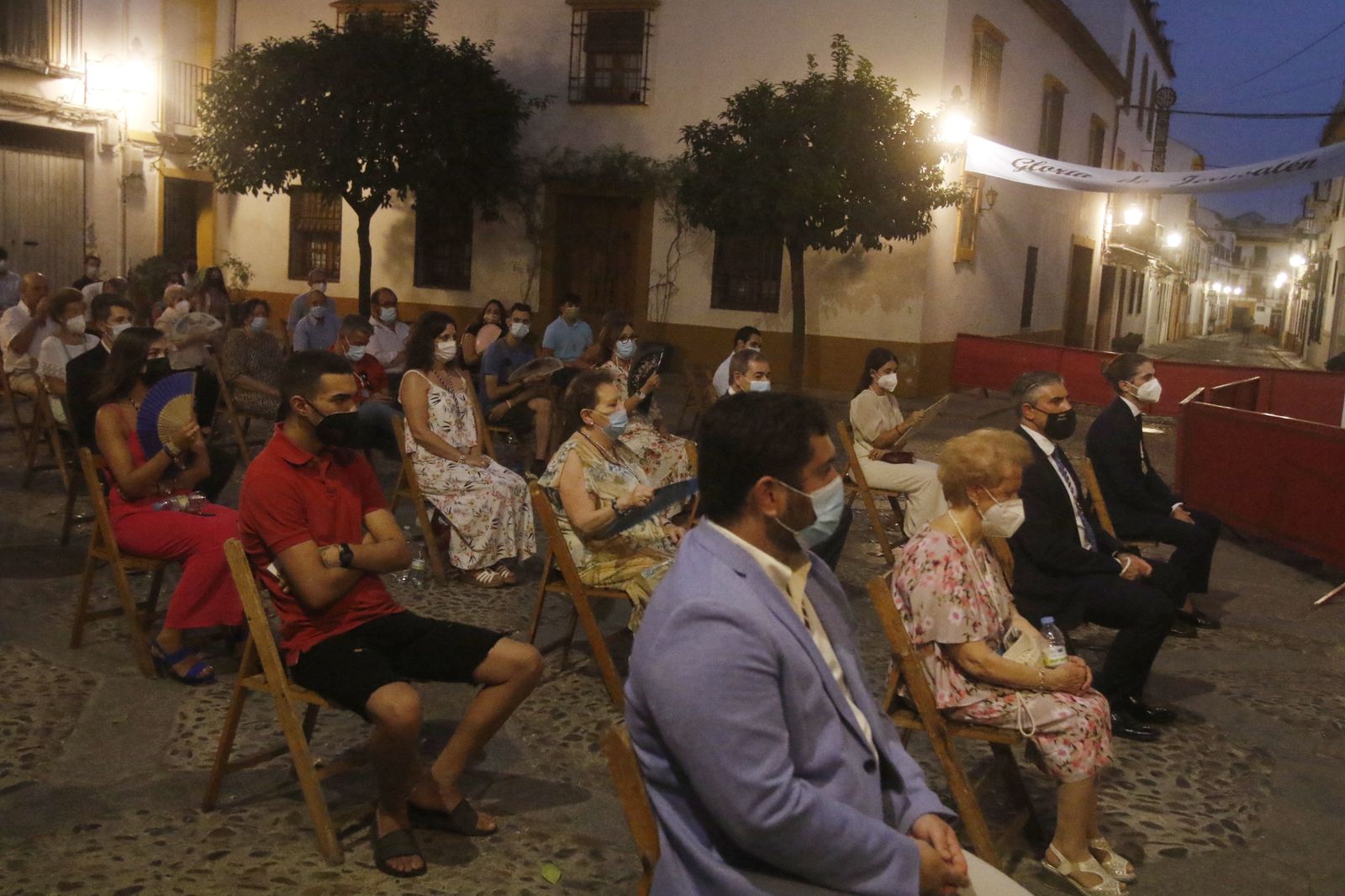 La hermandad de la Virgen del Tránsito de Córdoba celebra su festividad, en imágenes