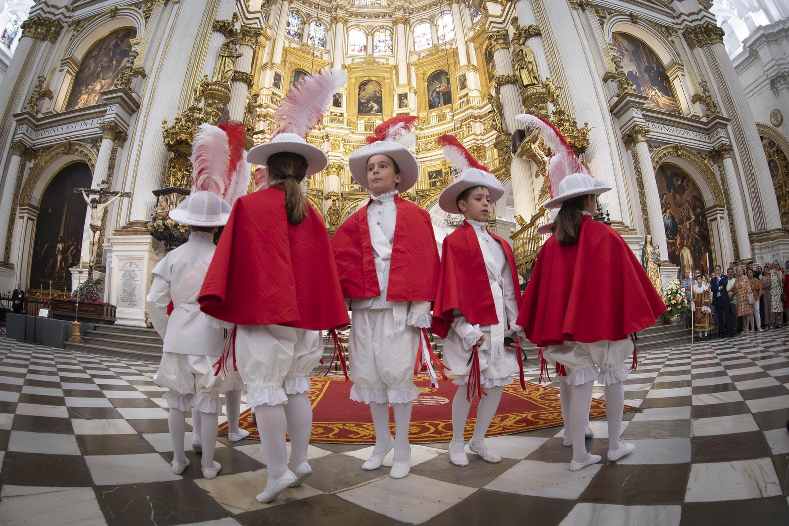 Solemne Procesión del Corpus Christi de Granada, Junio 2025.jpg