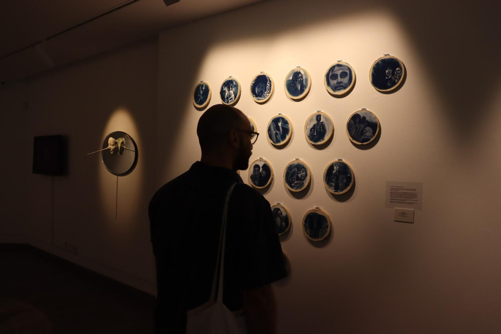 Los alumnos de las escuelas Mateo Inurria y Dionisio Ortiz exponen sus obras, en imágenes