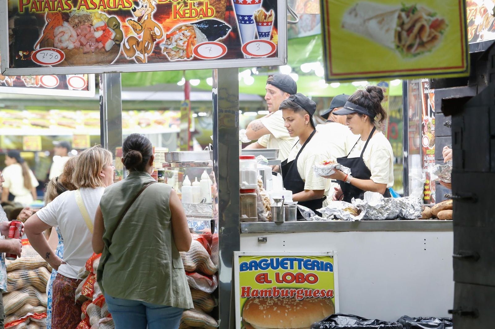 Búscate en las fotos del jueves en la Feria de La Línea