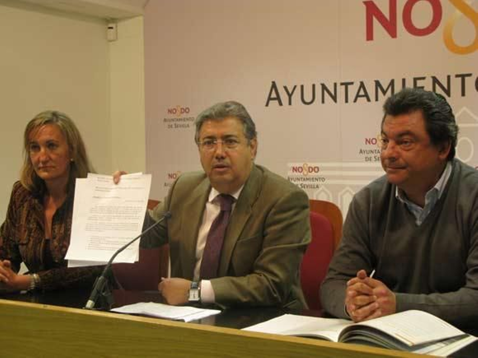 Zoido insta al Ayuntamiento a la suspensión del concierto de un grupo que apoya a la izquierda 'abertzale'