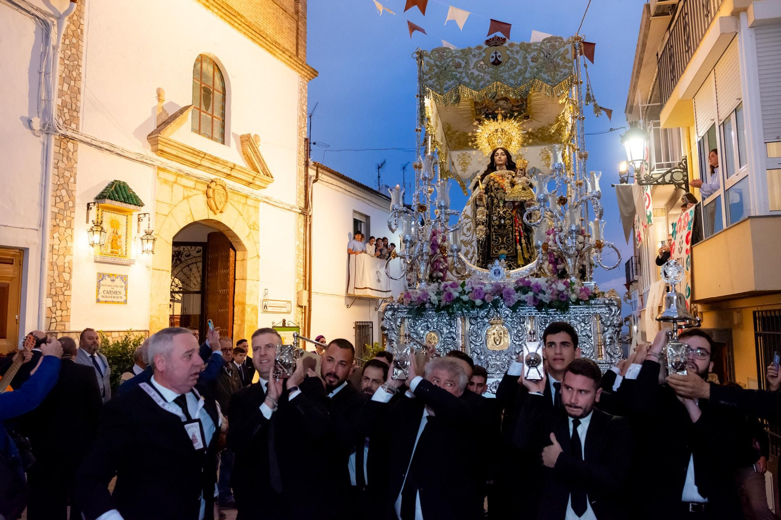 Las mejores imágenes de la procesión de clausura del Año Jubilar de la Virgen del Carmen en Rute