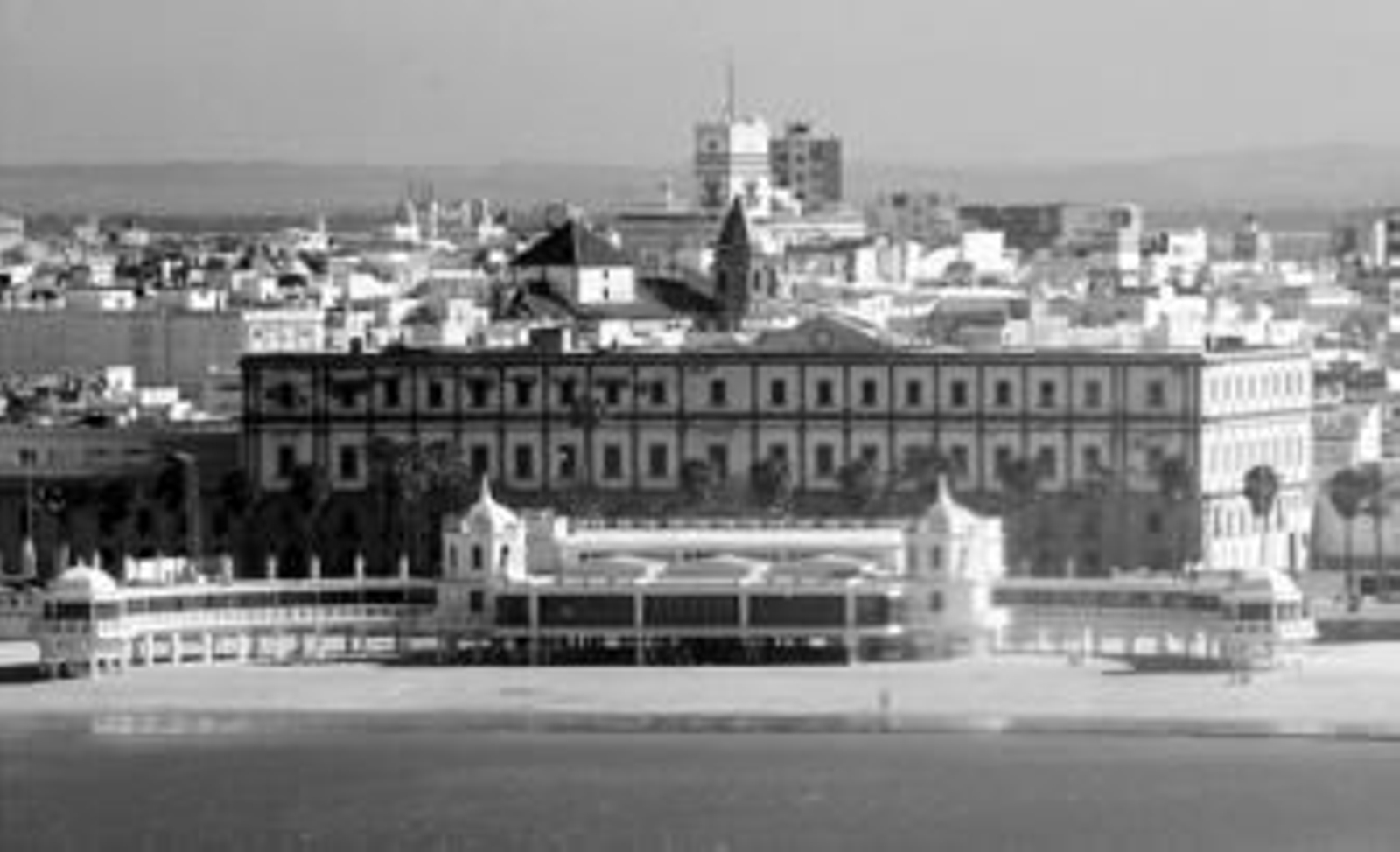 El edificio del Valcárcel se convertirá en un hotel de lujo