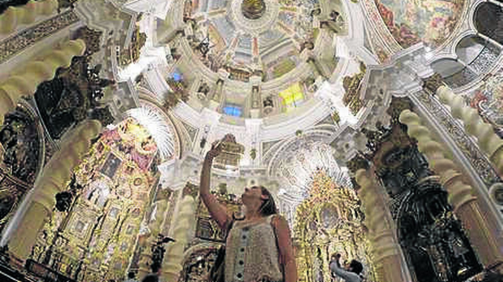 Interior de la iglesia de San Luis de los Franceses.
