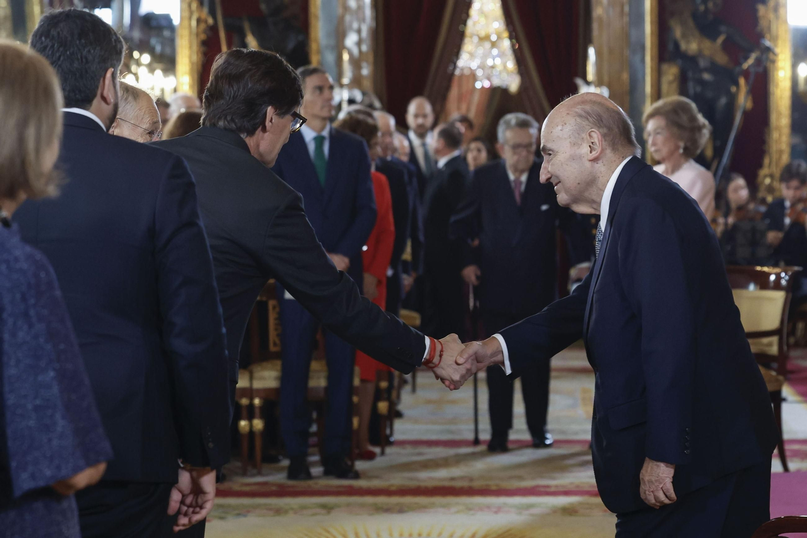 Acto central del 50 aniversario de la restauración de la monarquía