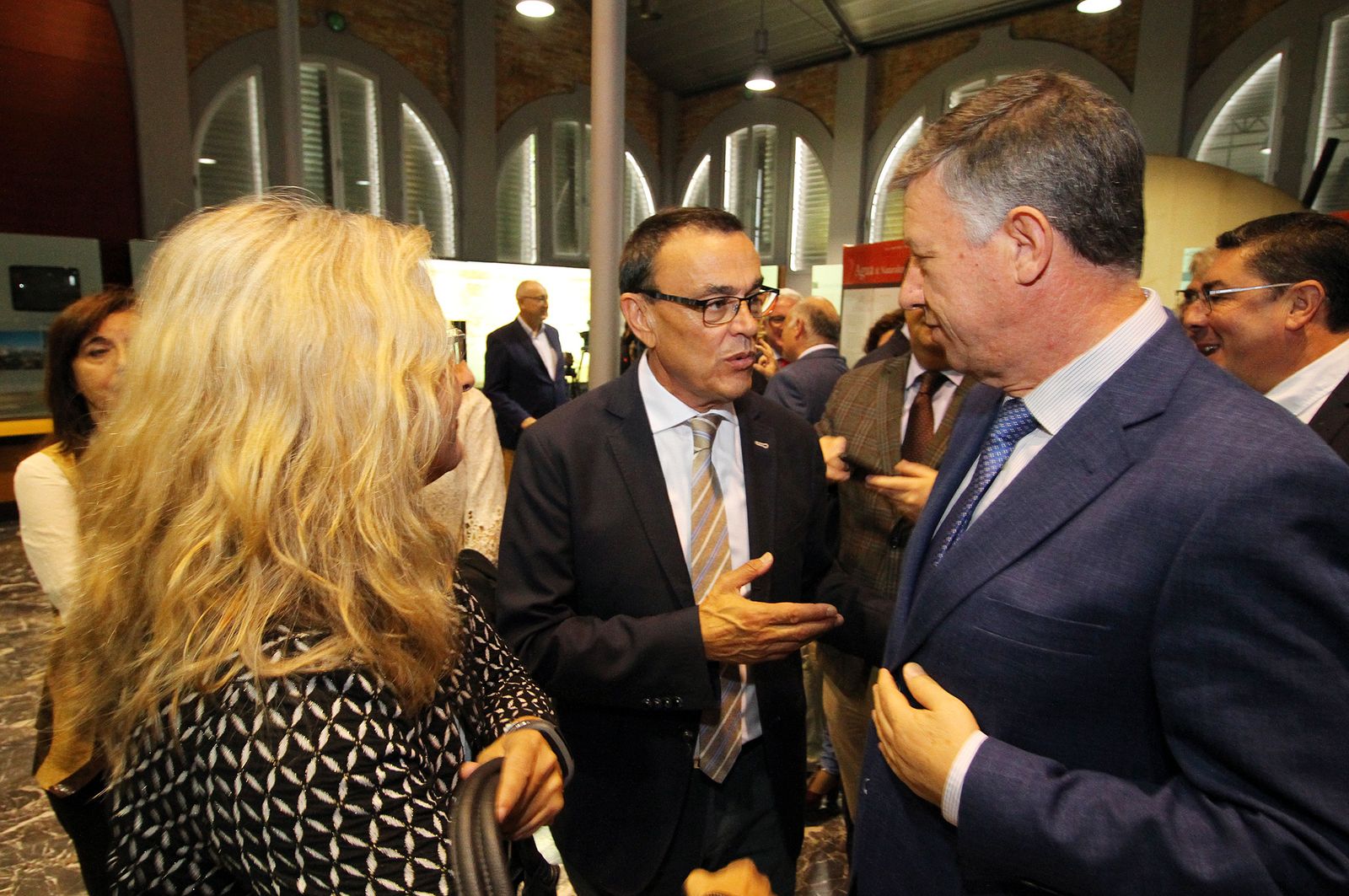 Imágenes de la toma de posesión del nuevo presidente del Puerto de Huelva, José Luis Ramos.