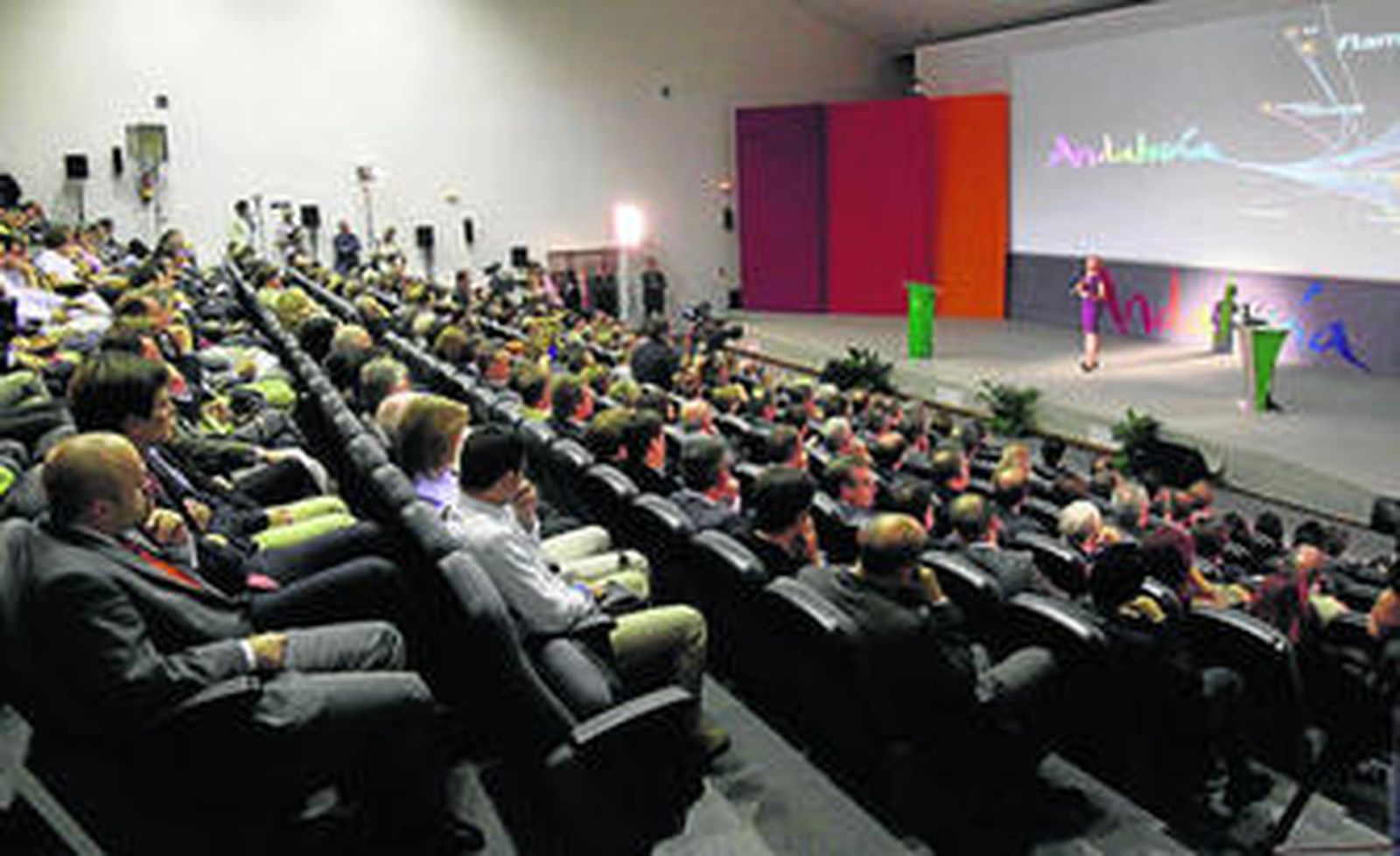 Silvia Sanz y Carlos Álvarez compartieron protagonismo en el estrado.