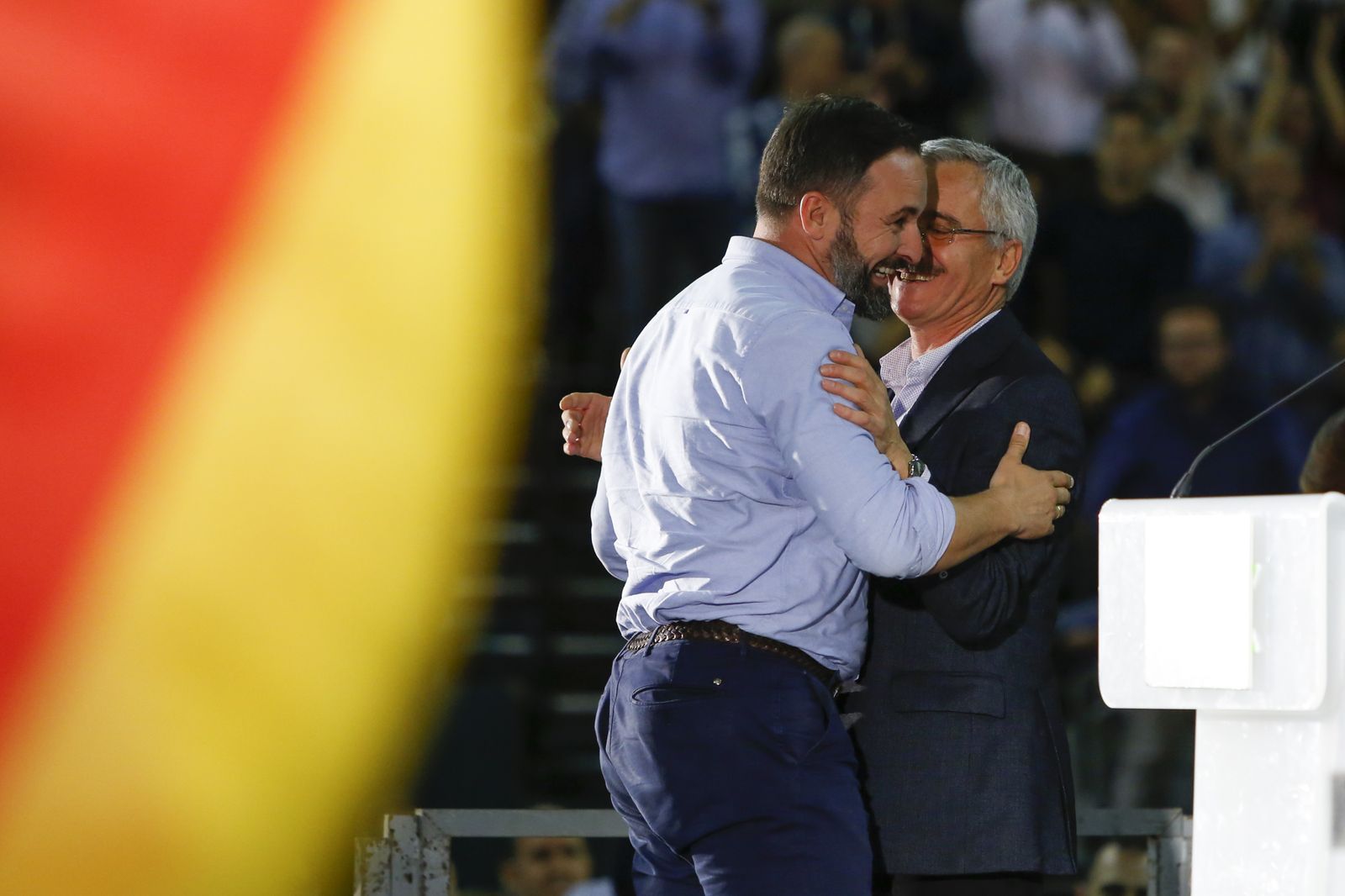 Fotos del 'llenazo' de Vox en Granada