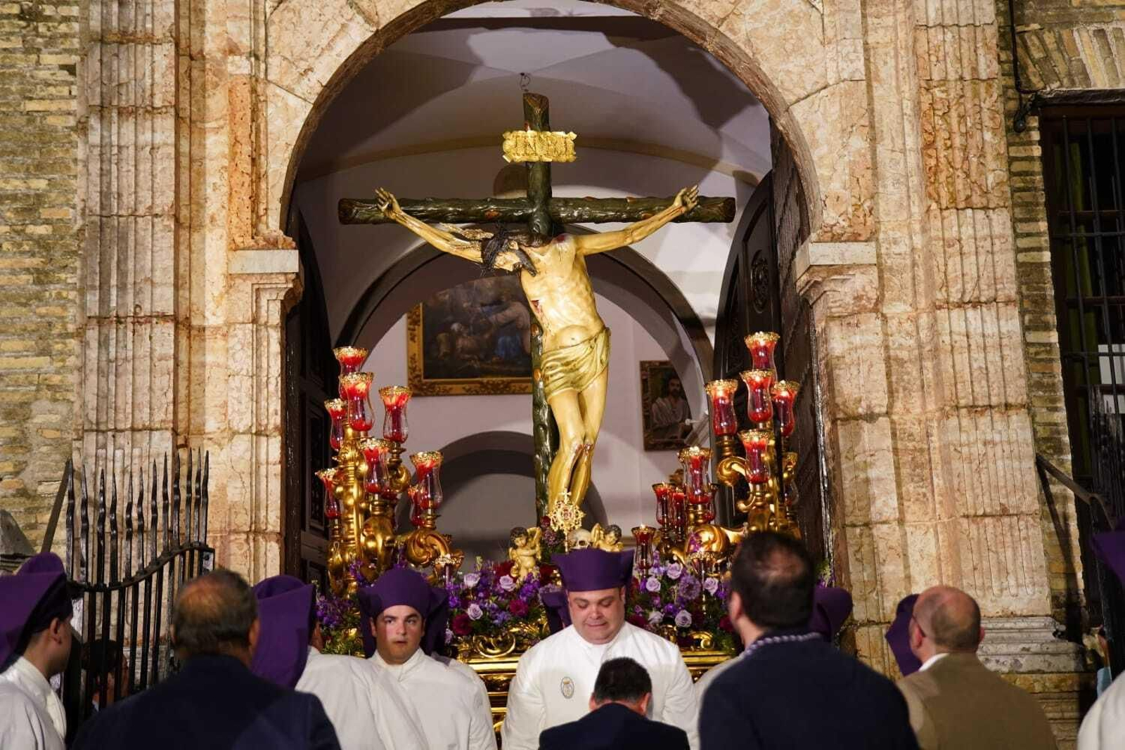 Las mejores imágenes de la tarde del Jueves Santo de Lucena: Santa Fe, Columna, Caído y Sangre