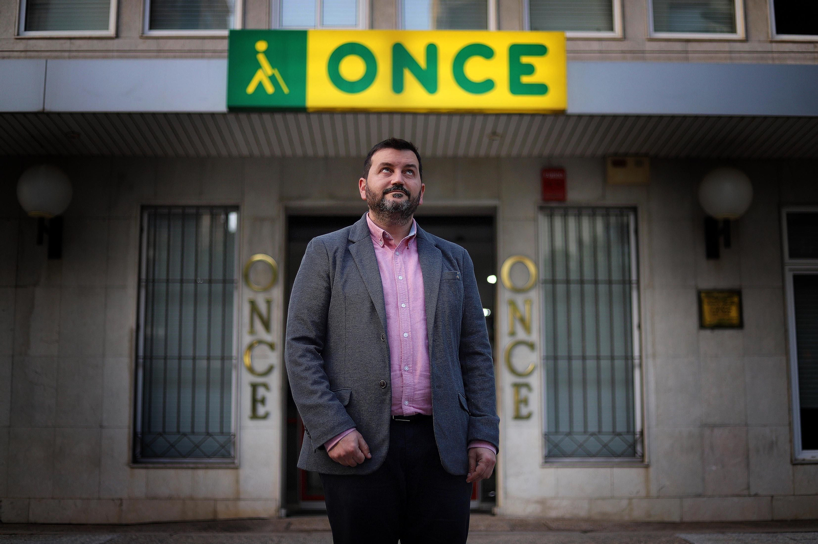 Imágenes de la entrevista a Francisco García Soriano, director de la ONCE en Huelva