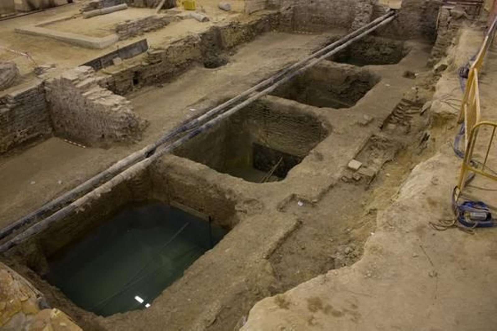 Restos arqueológicos de la Factoría de Salazones.

Foto: Diario de Sevilla