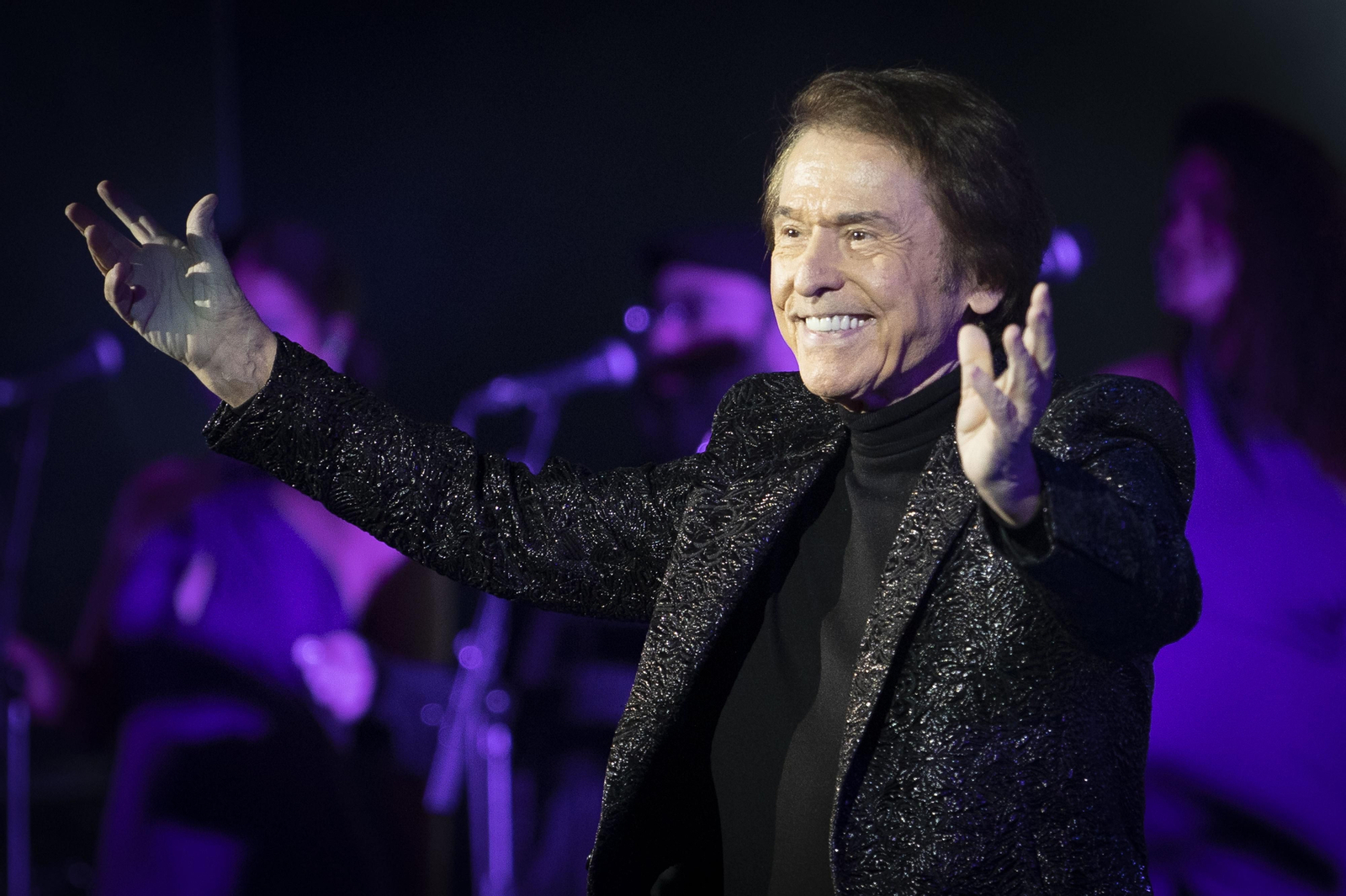 Raphael cierra el ciclo 1001 Músicas en el Generalife, en imágenes