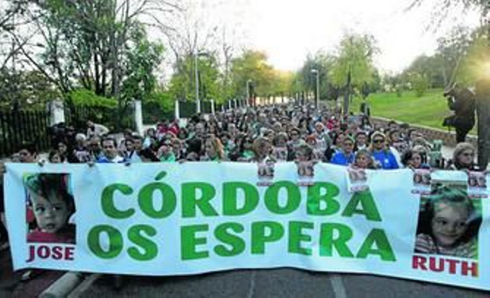 Marcha celebrada para pedir el regreso de Ruth y José, los dos hermanos desaparecidos.
