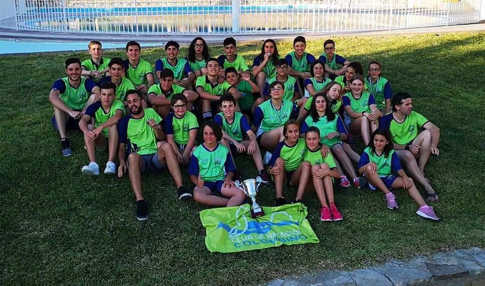 El Club Natación Colombino sigue recibiendo buenas noticias como premio a su trabajo.