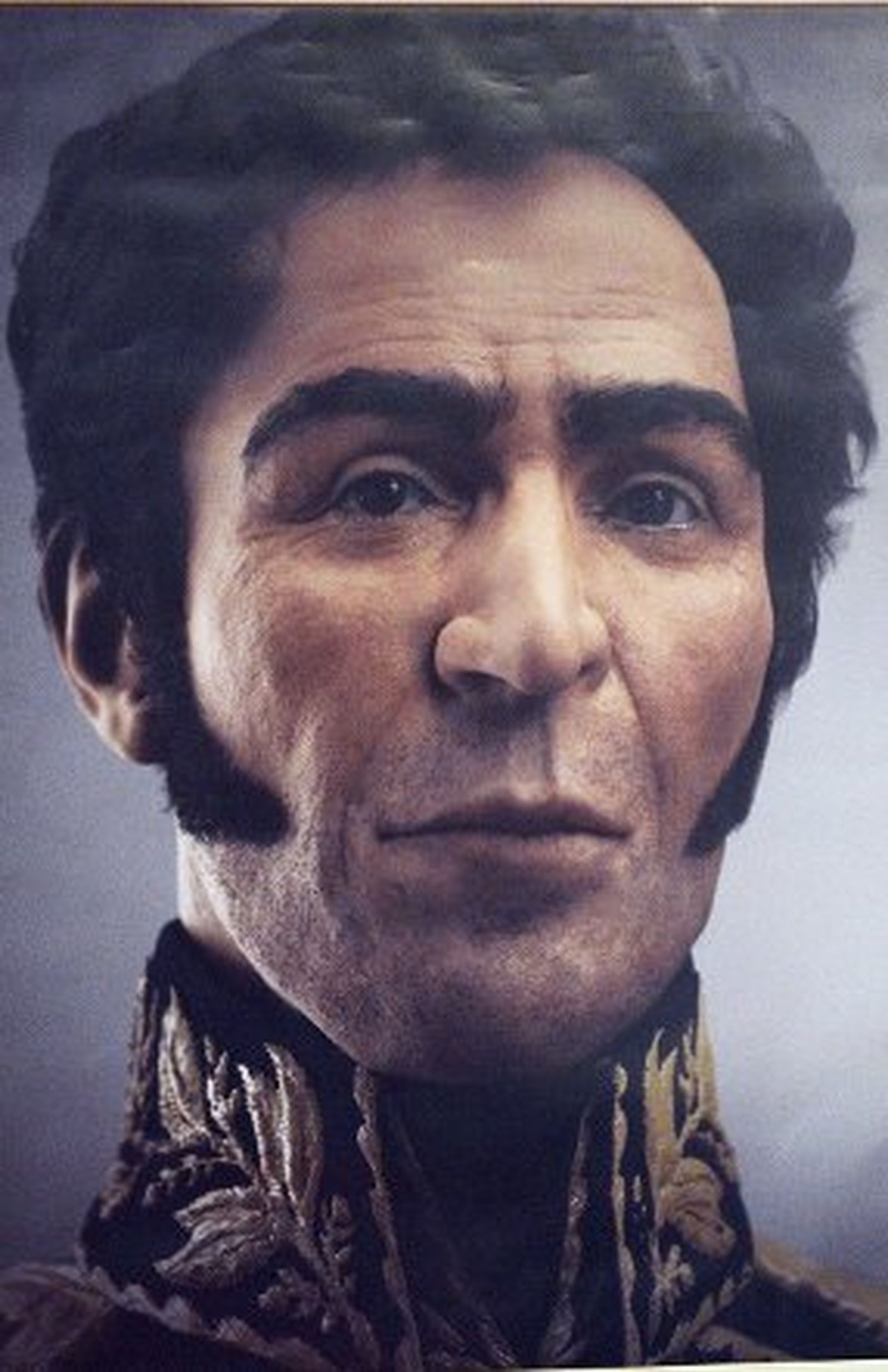 Chávez desvela el "rostro verdadero" de Bolívar