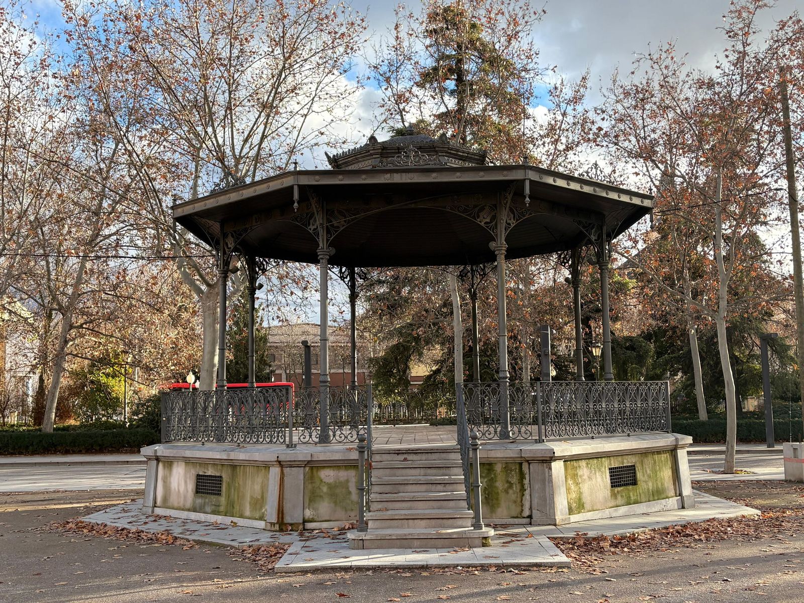 El quiosco de música, en el Paseo del Salón.