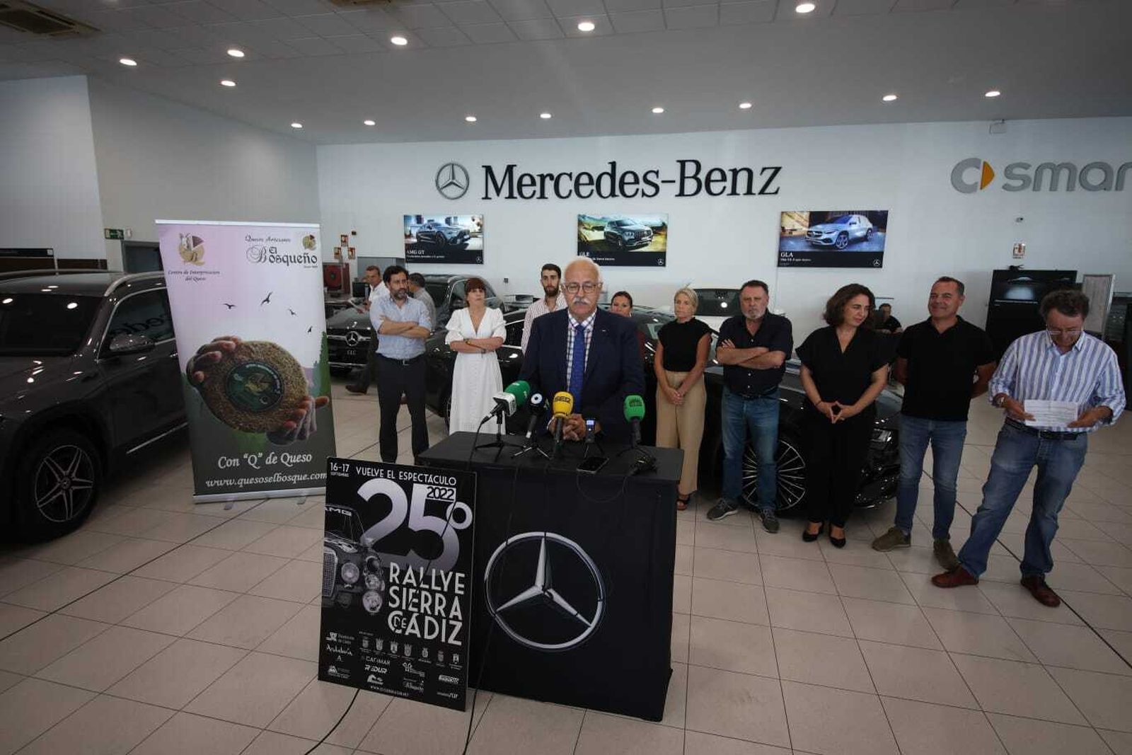 Manuel Alonso, presidente de la Andaluza de Automovilismo, presentando el Rally Sierra de Cádiz.
