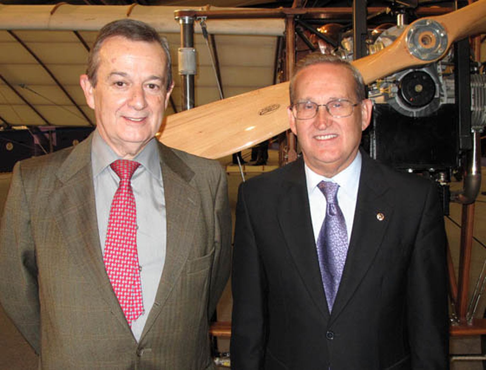 Francisco Mencía, ex presidente de la Fundación Hélice, y Manuel Cruz, director de la misma.

Foto: Victoria Ramírez