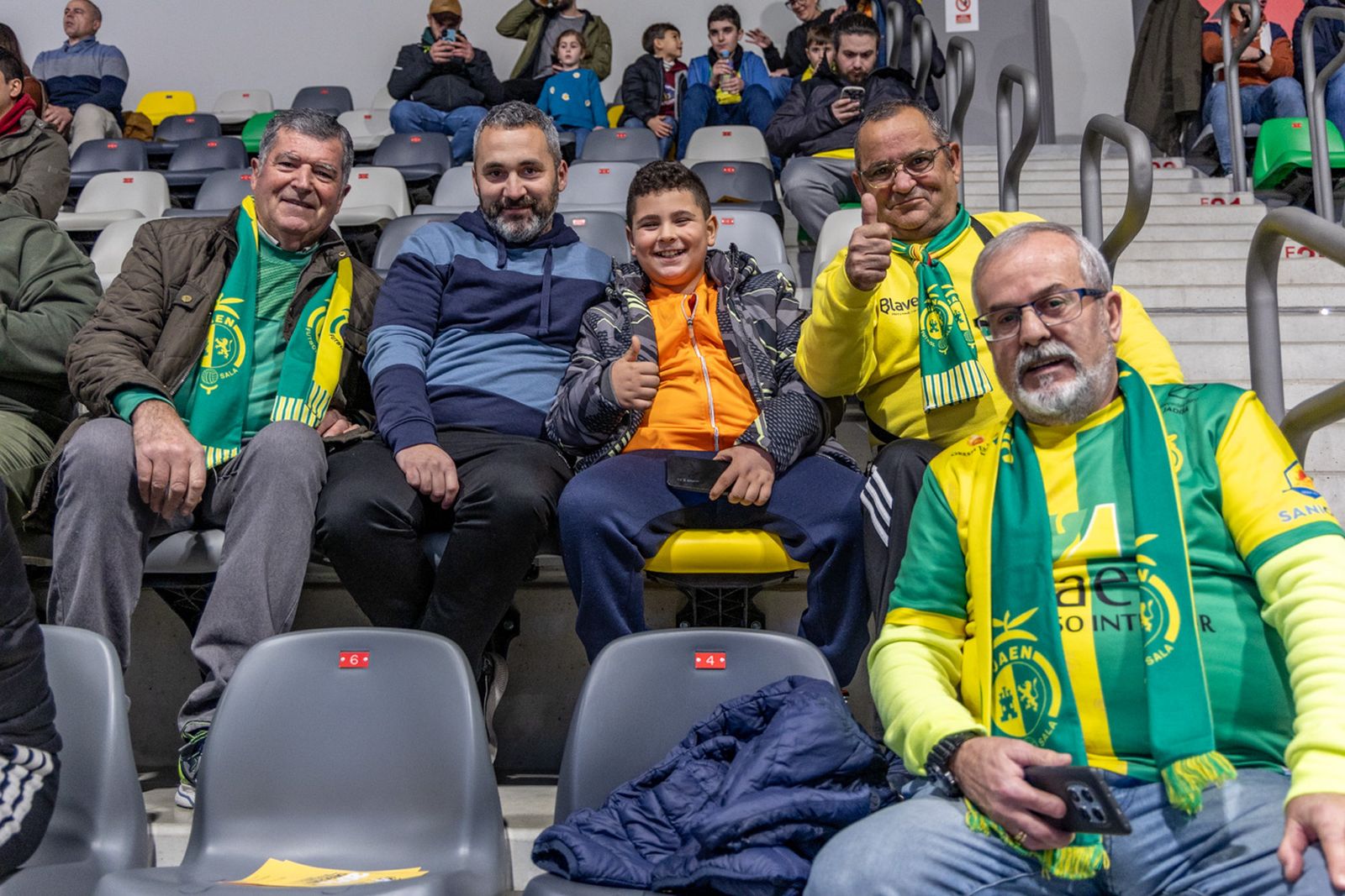 Las mejores imágenes del espectacular encuentro entre Jaén Paraíso Interior FS y Barça (3-3)