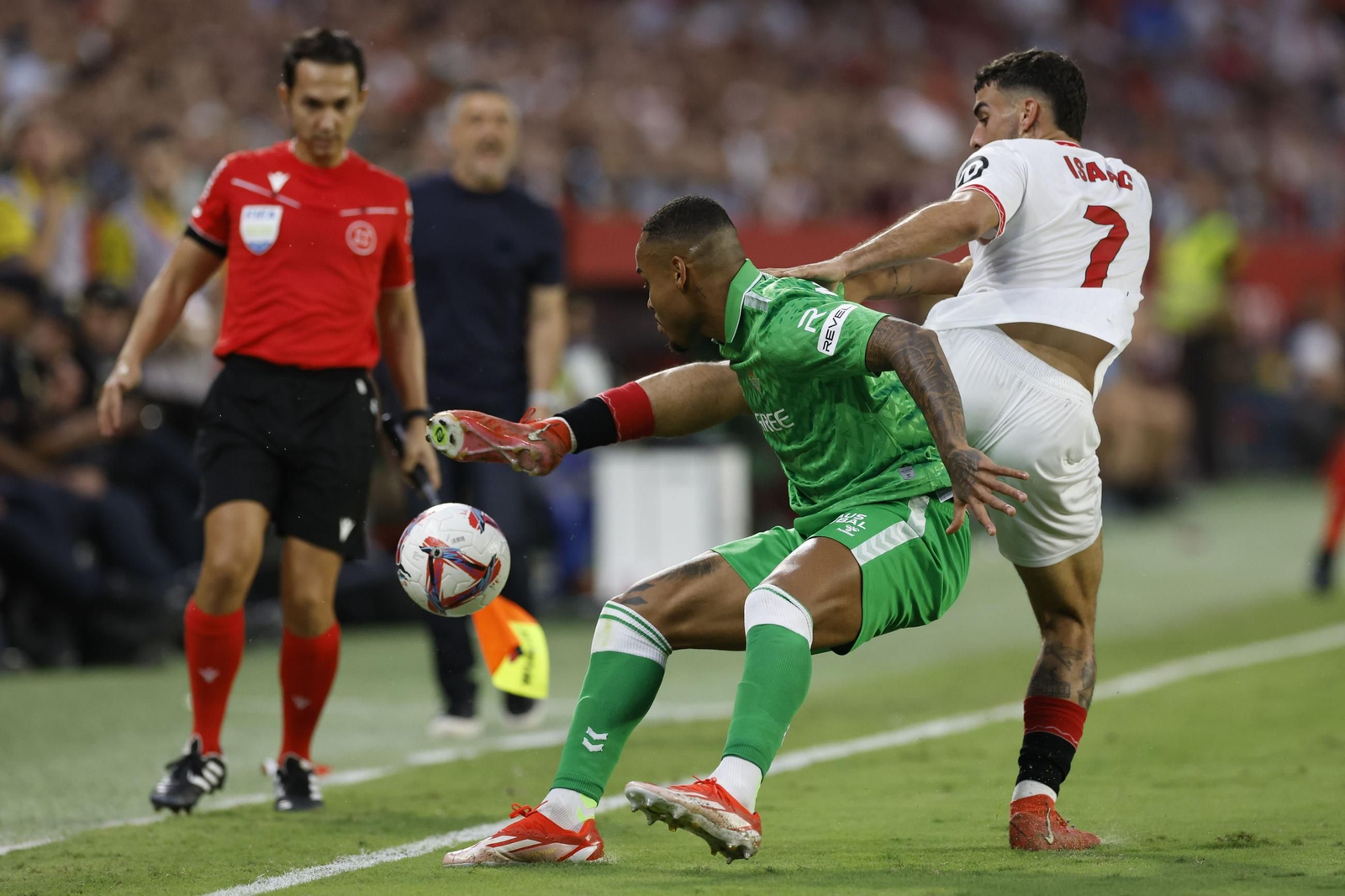 El derbi Sevilla-Betis, en imágenes