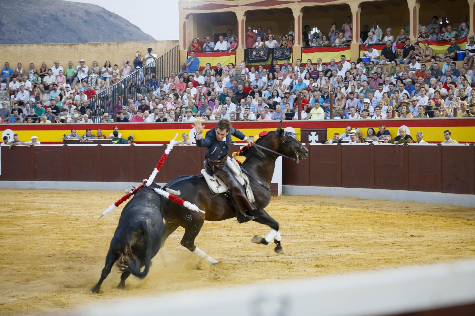 Corrida de toros Berja con un toro indultado, en imágenes