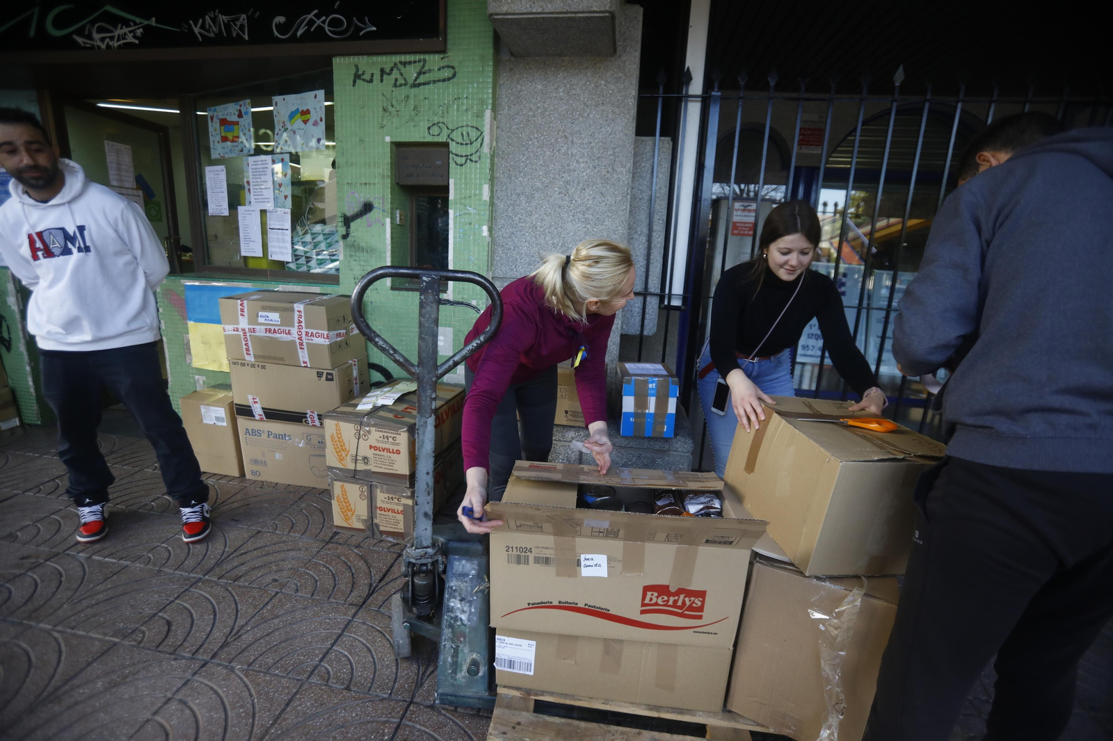 Las fotografías del nuevo cargamento solidario de Córdoba a Ucrania