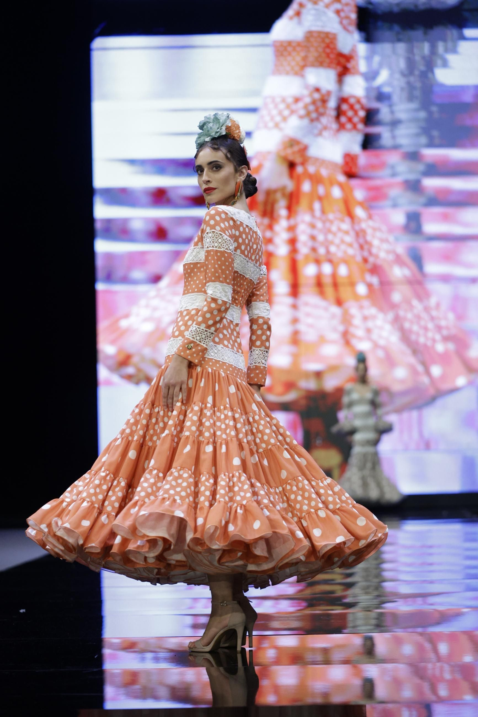 Desfile de Sara de Benítez en SIMOF 2025, todas las fotos