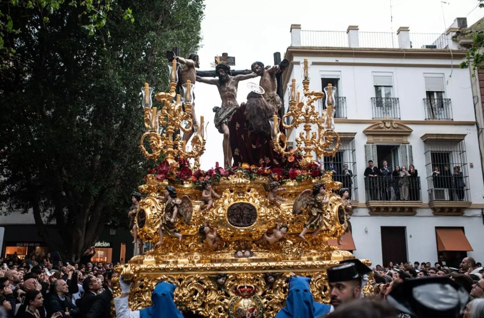 La familia Villanueva es capataz del misterio desde 2021