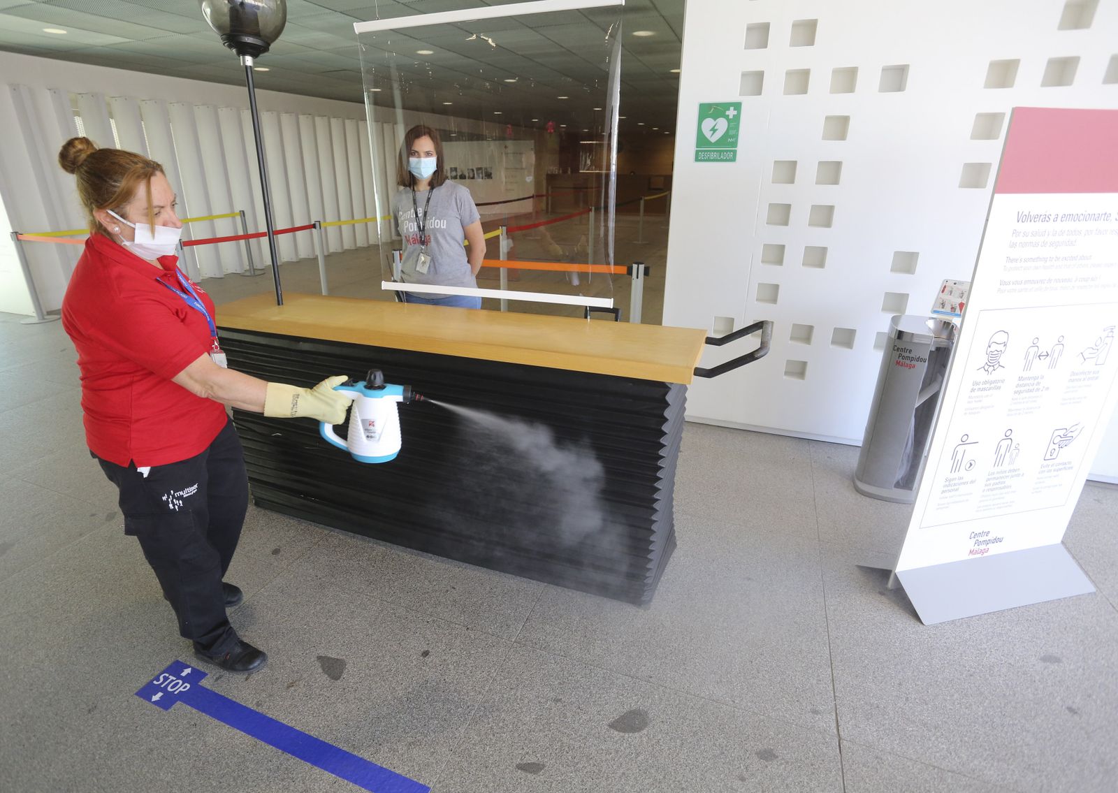Las fotos del (tímido) reencuentro con los museos en Málaga