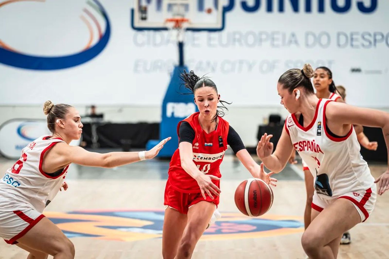 María Arrebola, a cuartos de final del Eurobasket sub 18