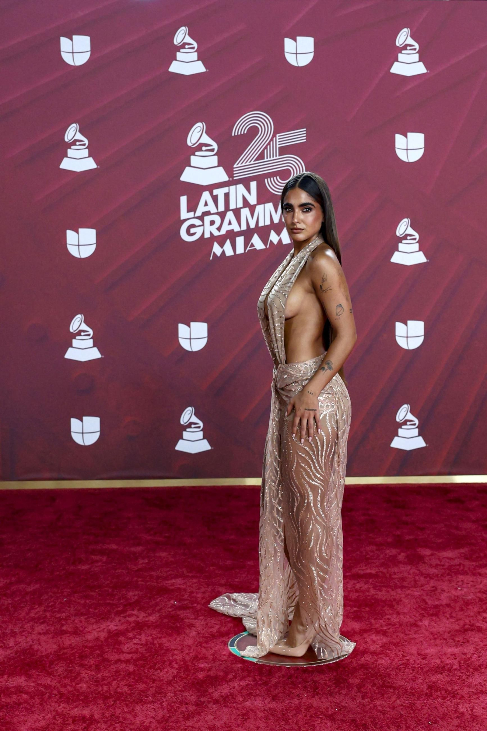 Todos los famosos, tendencias y curiosidades en la alfombra roja de la 25 edición de los Grammy Latinos