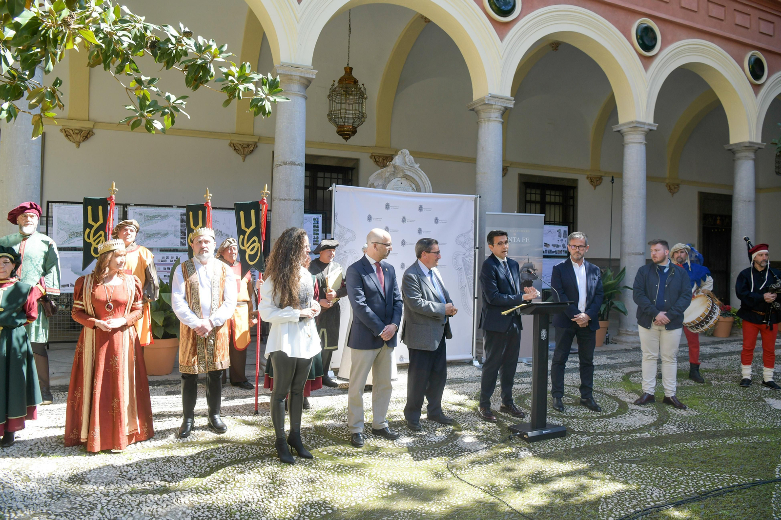 El hermanamiento de Santa Fe y Granada, en imágenes