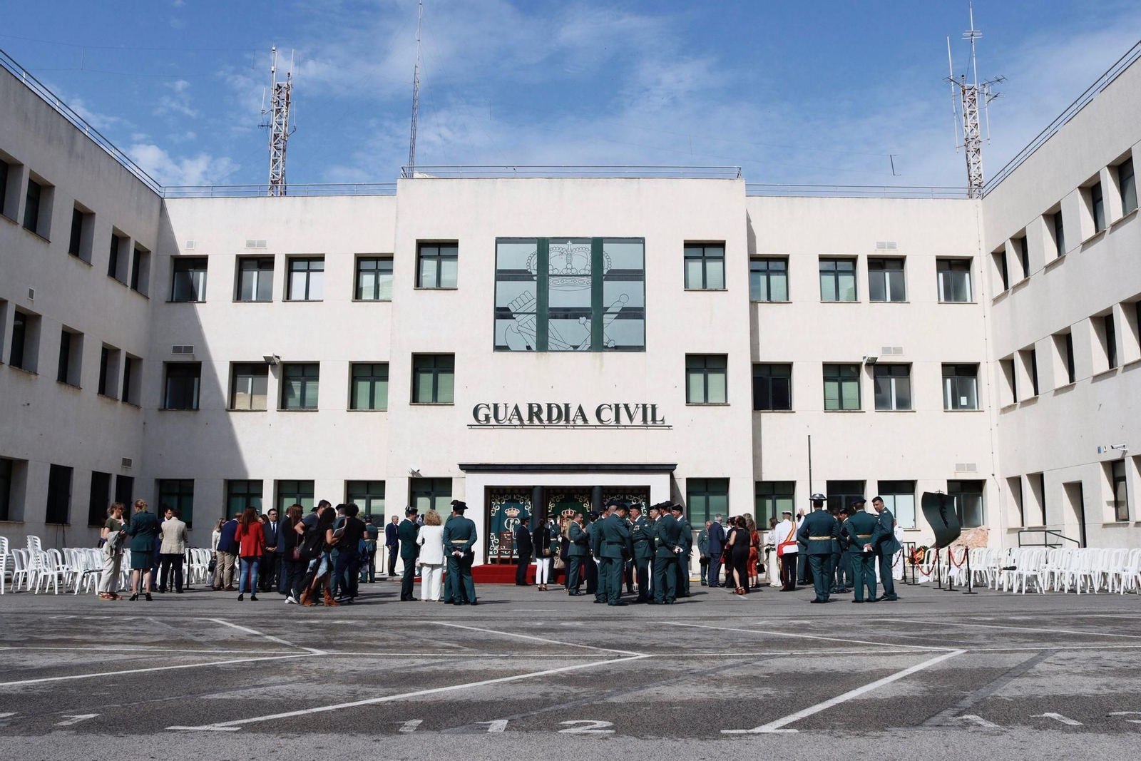 Imágenes del 179 aniversario de la Guardia Civil en Cádiz