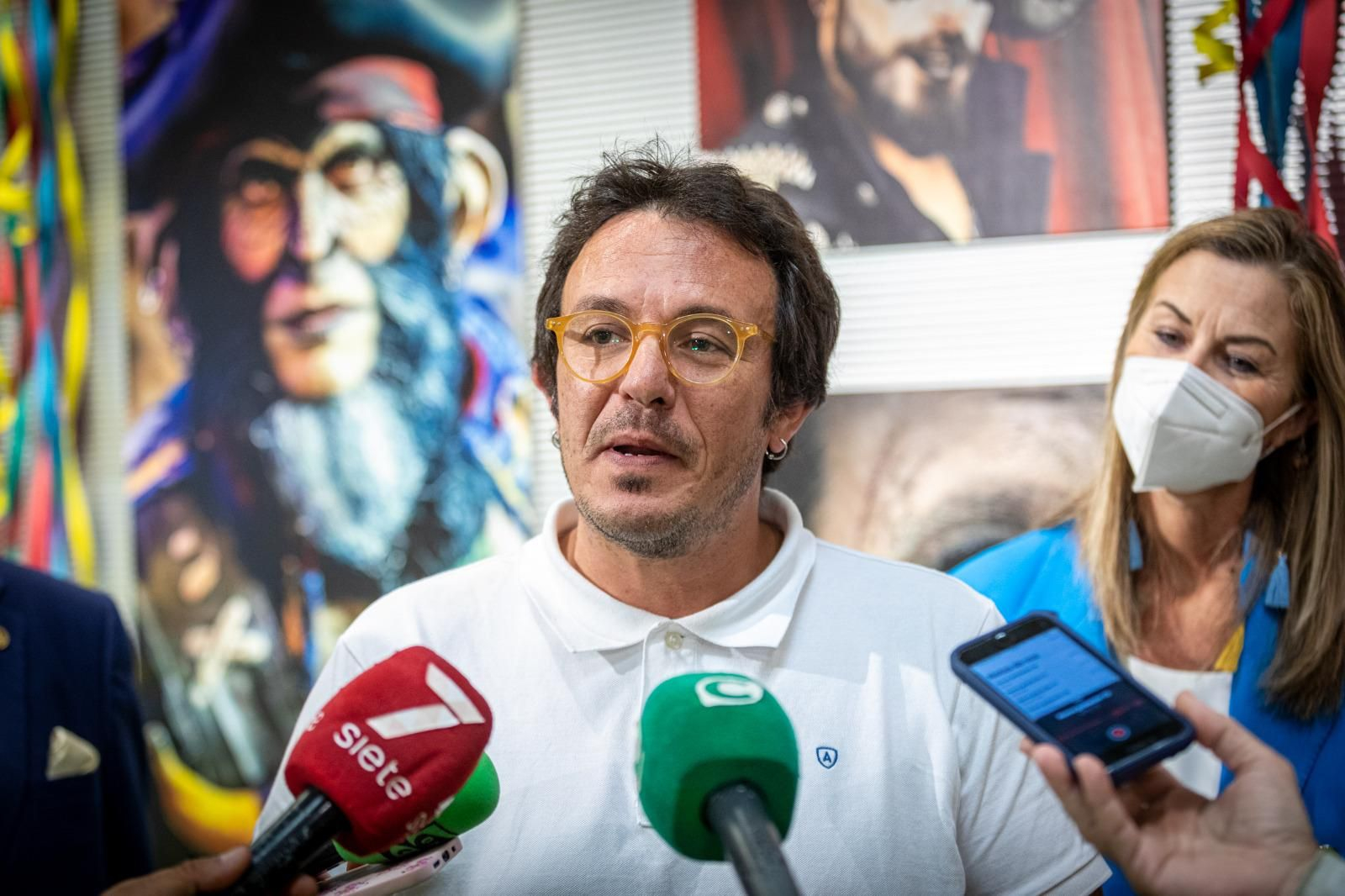 El alcalde de Cádiz, José María González, atiende este lunes a los medios.