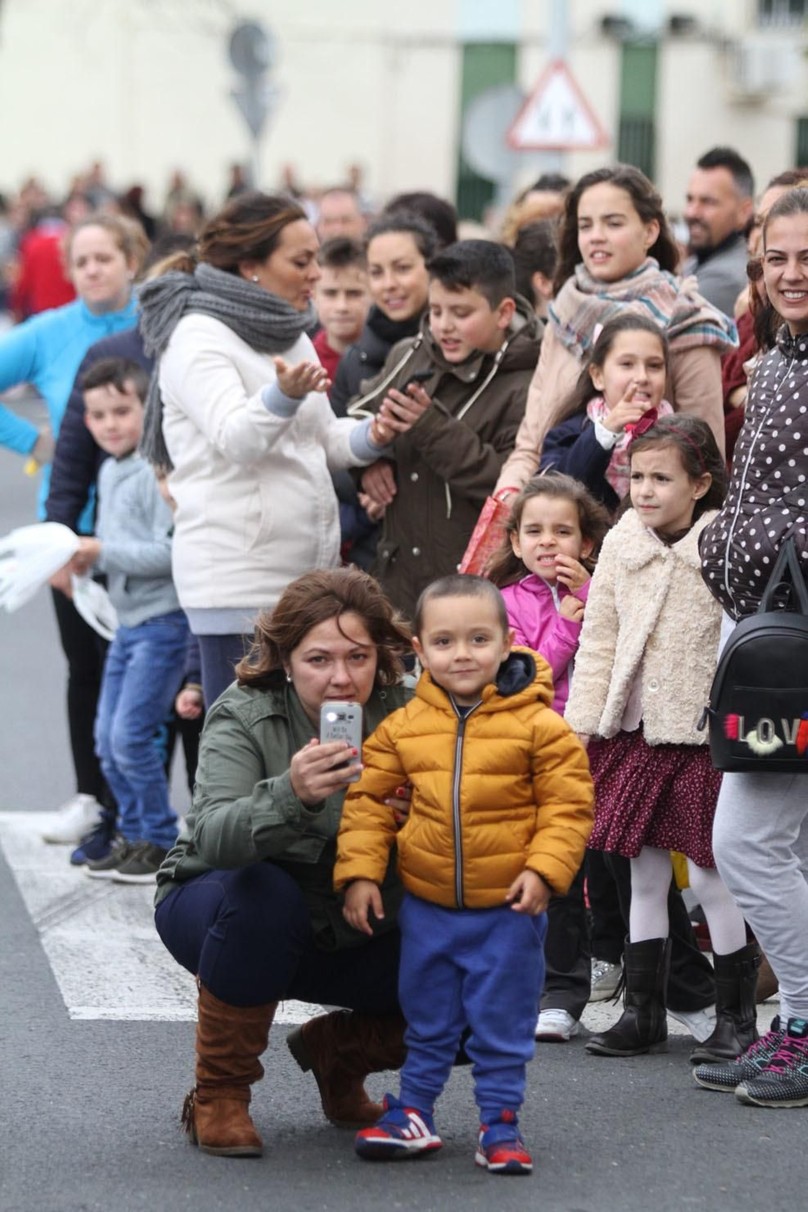 Cabalgata de los Reyes Magos 2018: Melchor, Gaspar y Baltazar adelantan su salida para llenar de ilusión las calles de Huelva