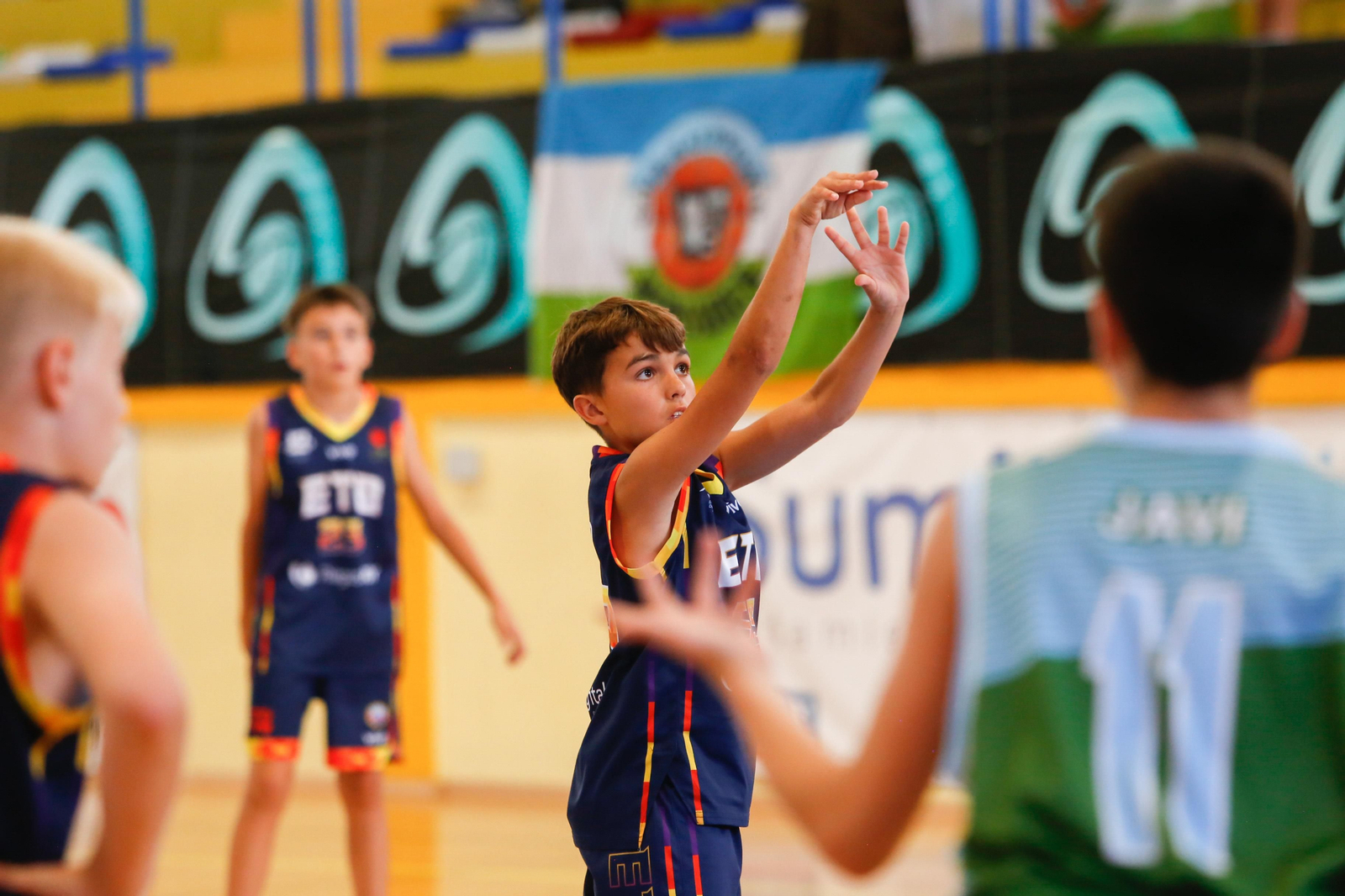 Las fotos de la tercera jornada del Cadeba mini masculino de La Linea