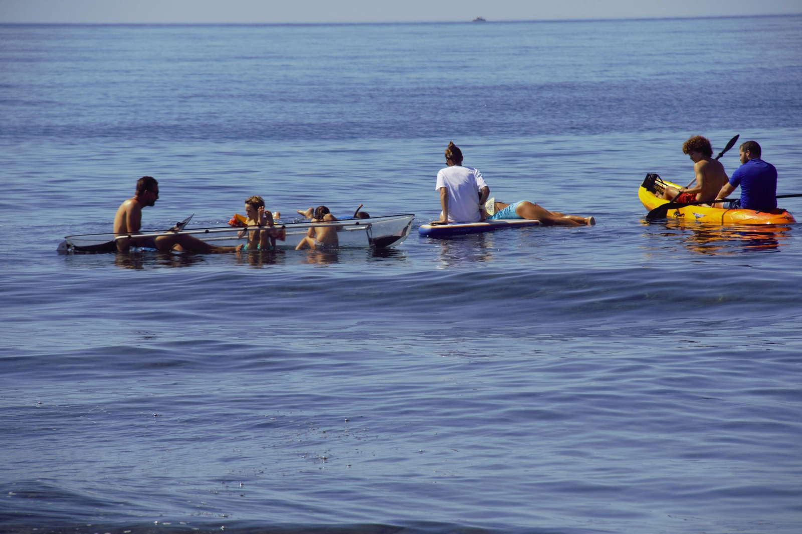 Las imágenes de la partida submarina de ajedrez en Carchuna