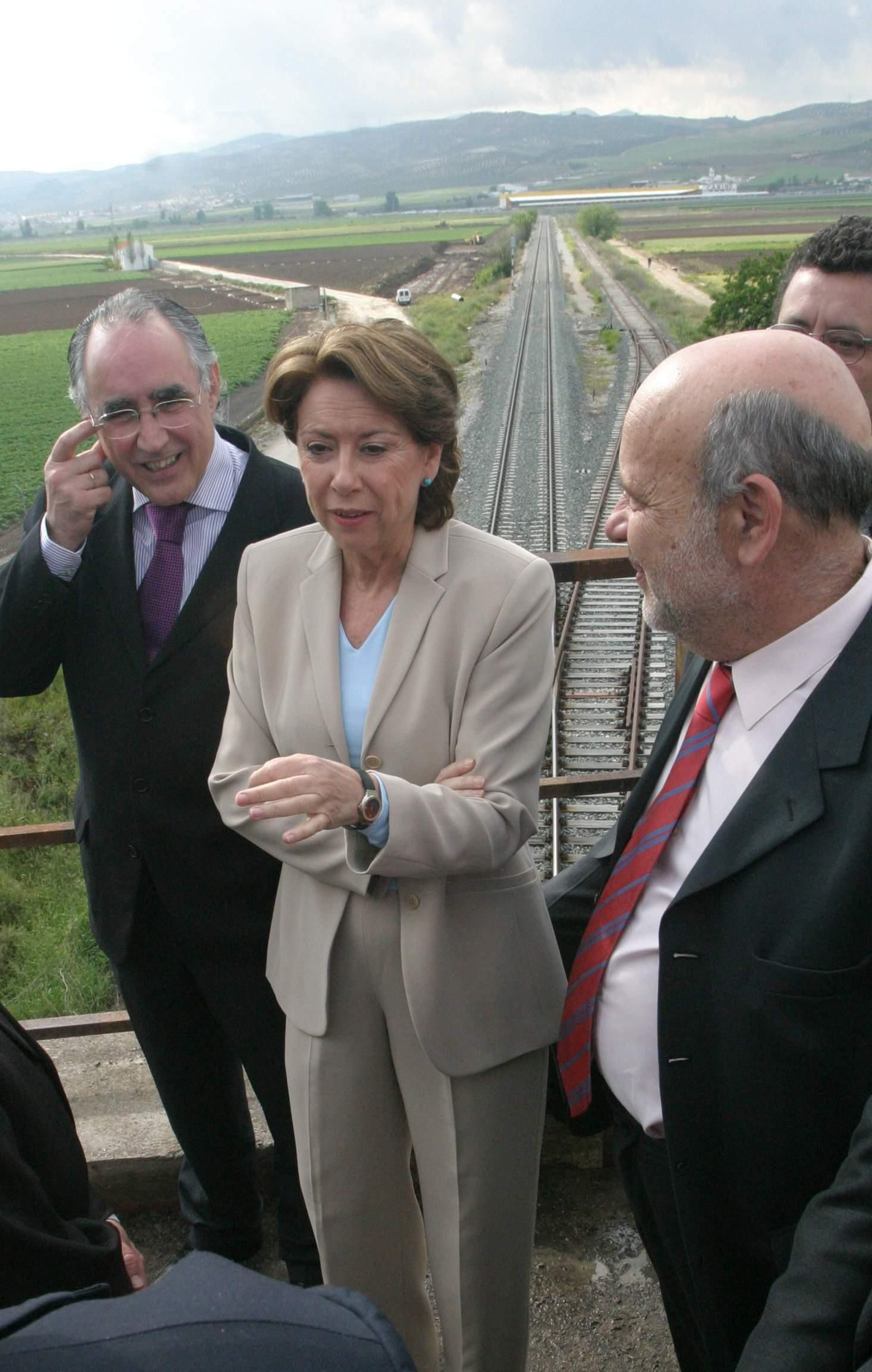Magdalena Álvarez visita tramo Pinos Puente en obras 2007