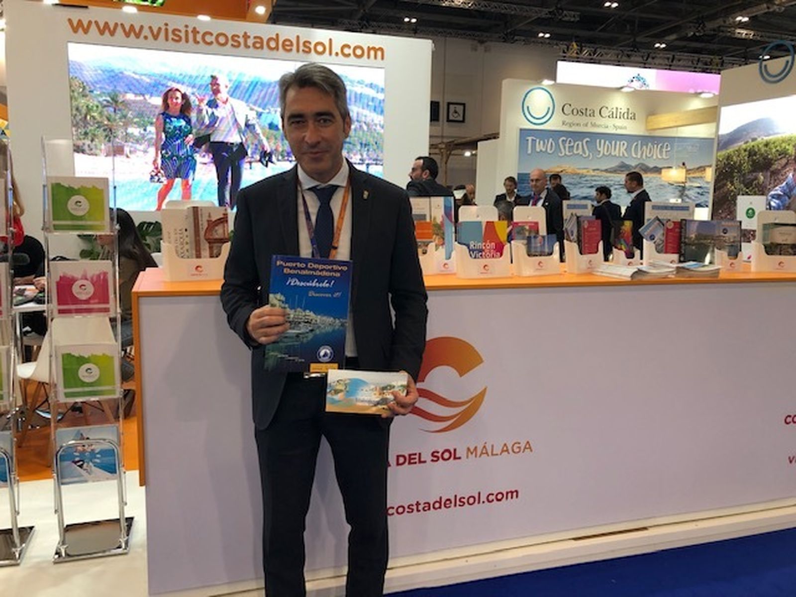Víctor Navas, alcalde de Benalmádena, en la WTM.