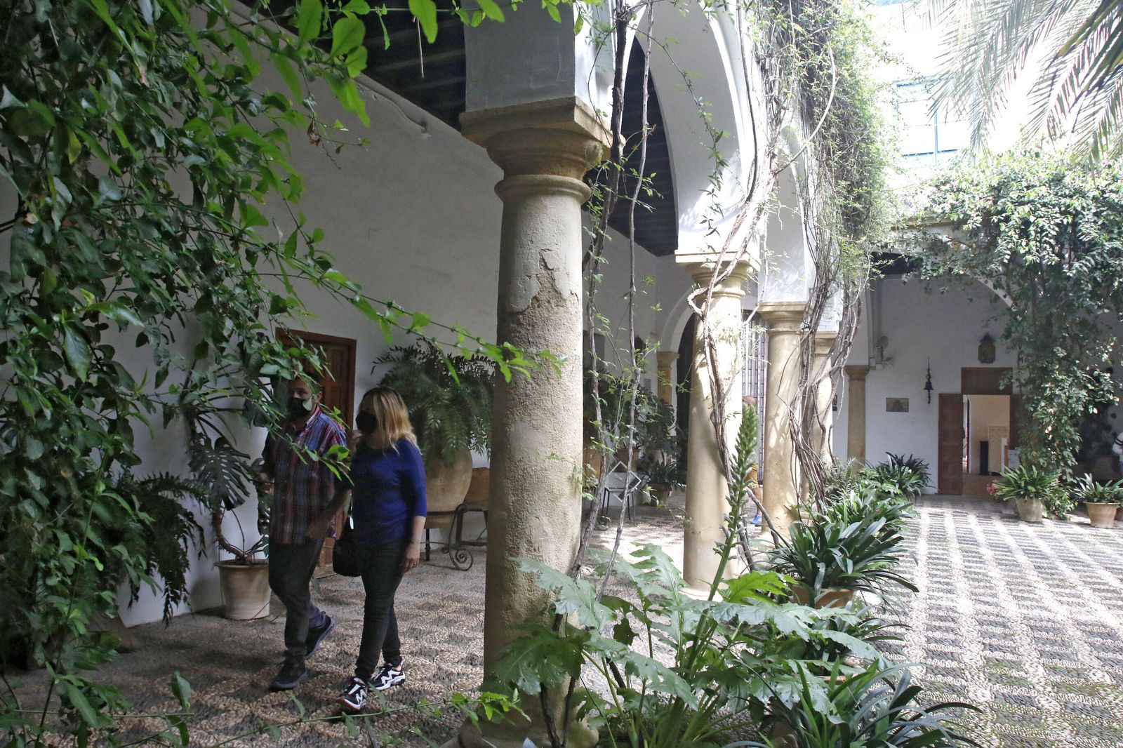 Uno de los patios del Palacio de Viana.