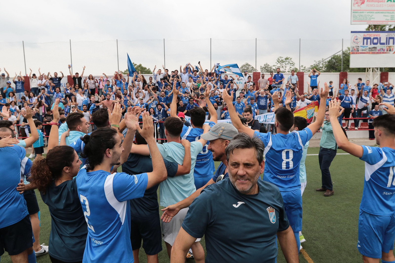 Las imágenes de la celebración del ascenso del Xerez CD a Tercera