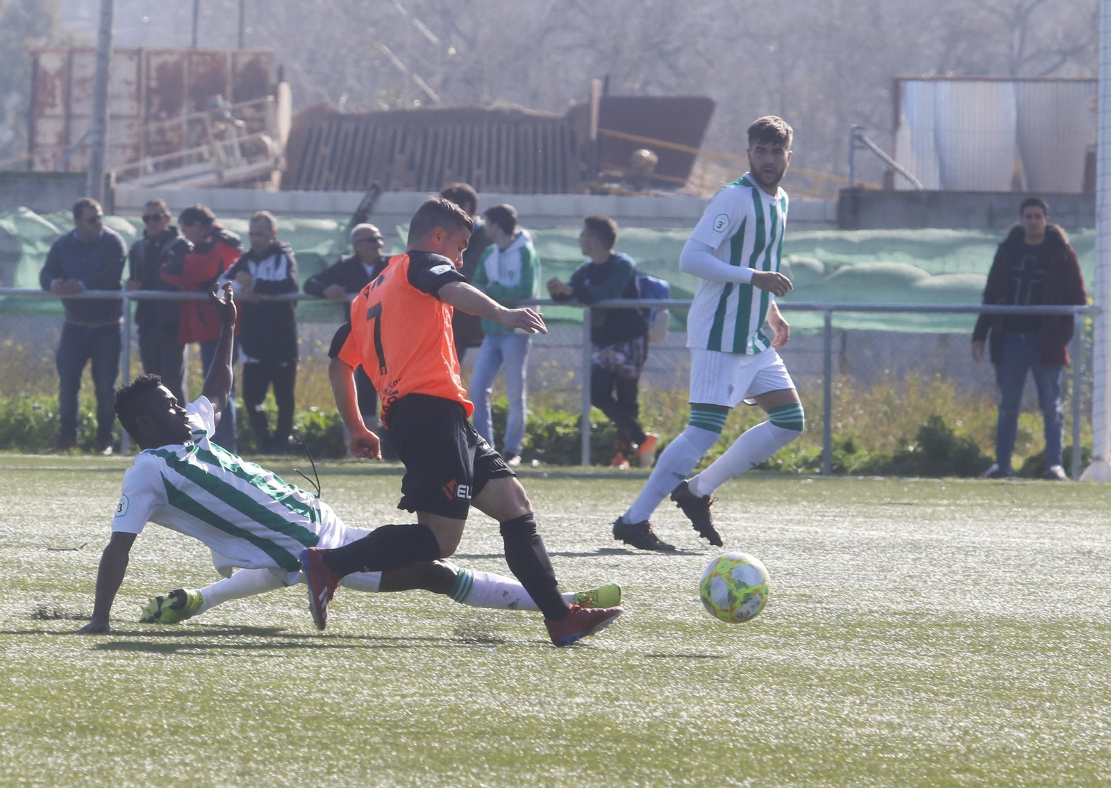 La victoria del Córdoba B sobre la Lebrijana (3-1), en imágenes