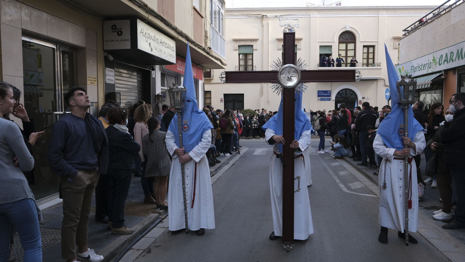 Procesión del Cristo del Amor en Almería, en imágenes