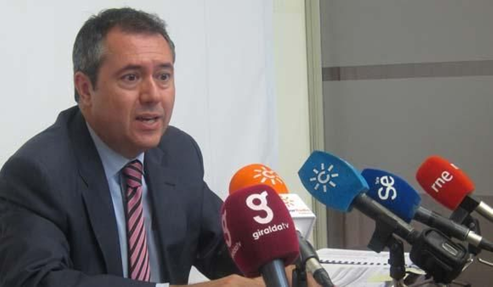 Espadas avisa que las nuevas ordenanzas "insisten en la recaudación"